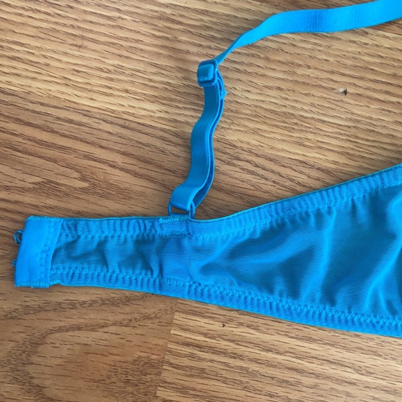 Real lightly lined bra with seams and mesh straps size 34C - Picture 3 of 6